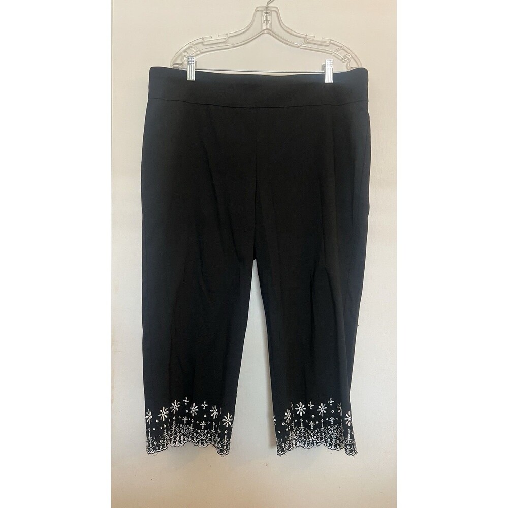 Avenue Black White Floral Embroidered Cottagecore Pull On Pants Plus Size 18